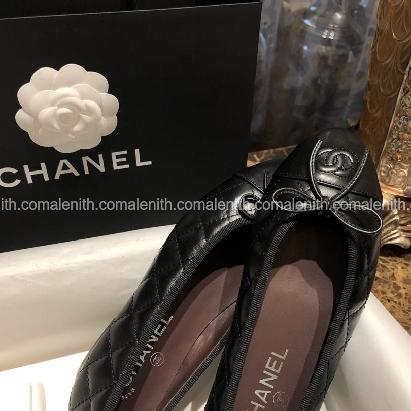 Elephant Grain Calf Leather Quilted Ballet Flats